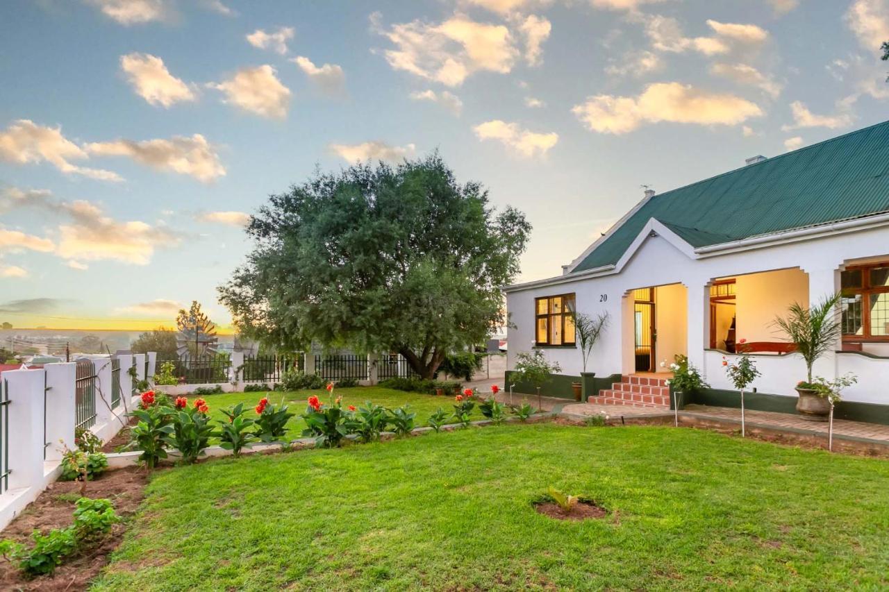 Ravenscliff Villa Oudtshoorn Zewnętrze zdjęcie